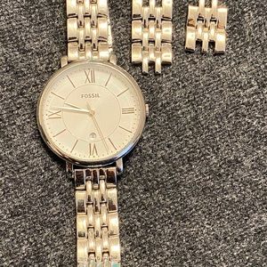 Fossil silver Jacqueline watch with extra links.